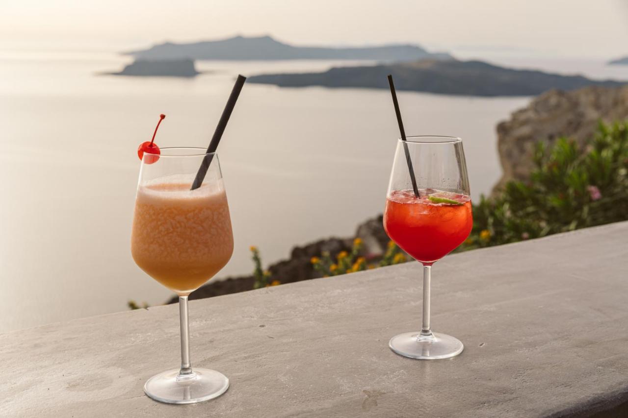 Grand View - Megalochori Santorini Aparthotel 3*