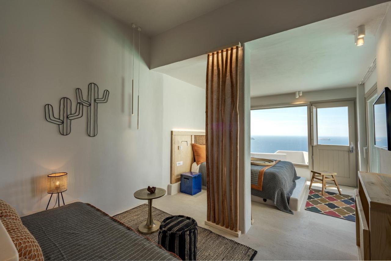 Grand View - Megalochori Santorini Aparthotel