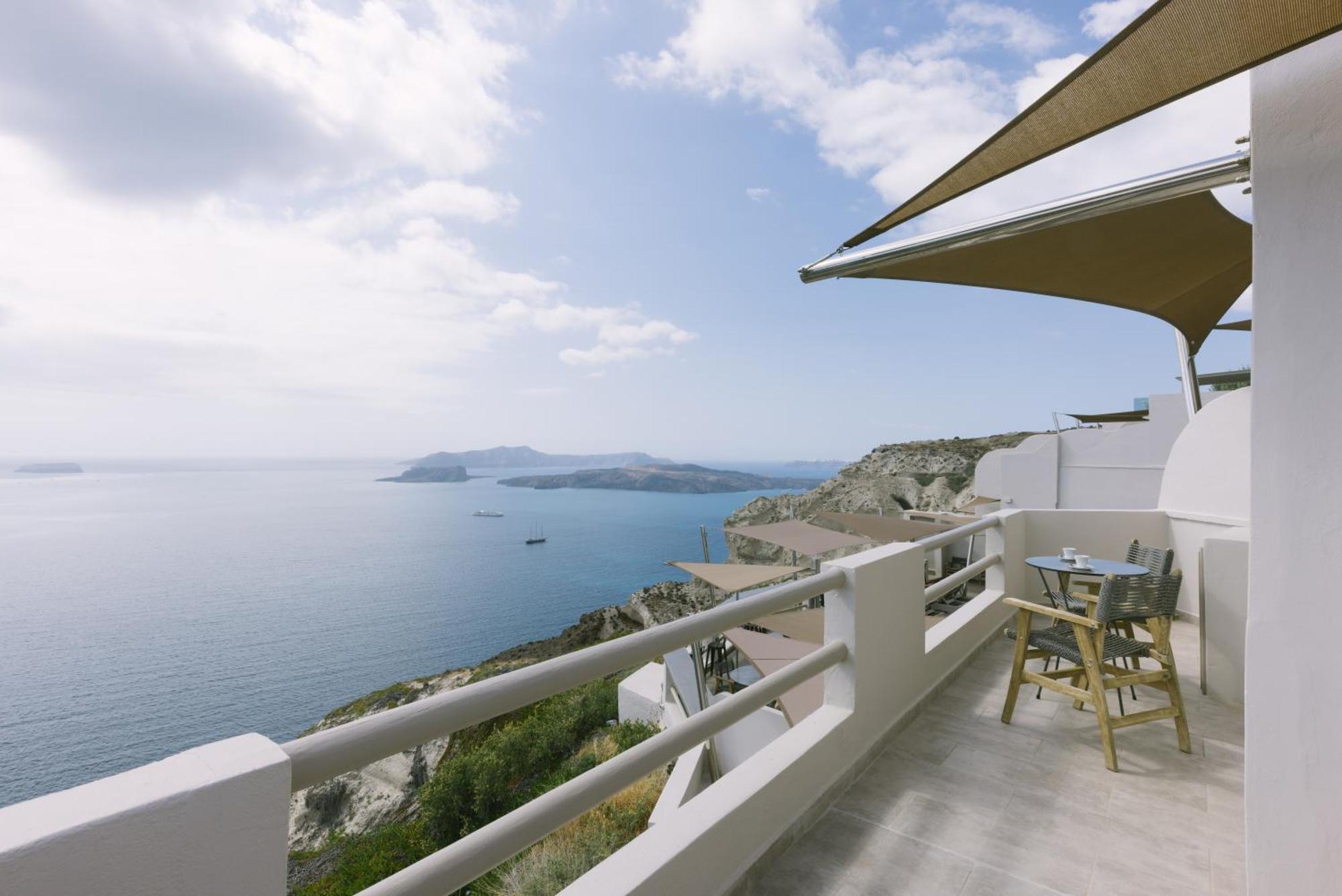 Grand View - Megalochori Santorini Aparthotel 3*