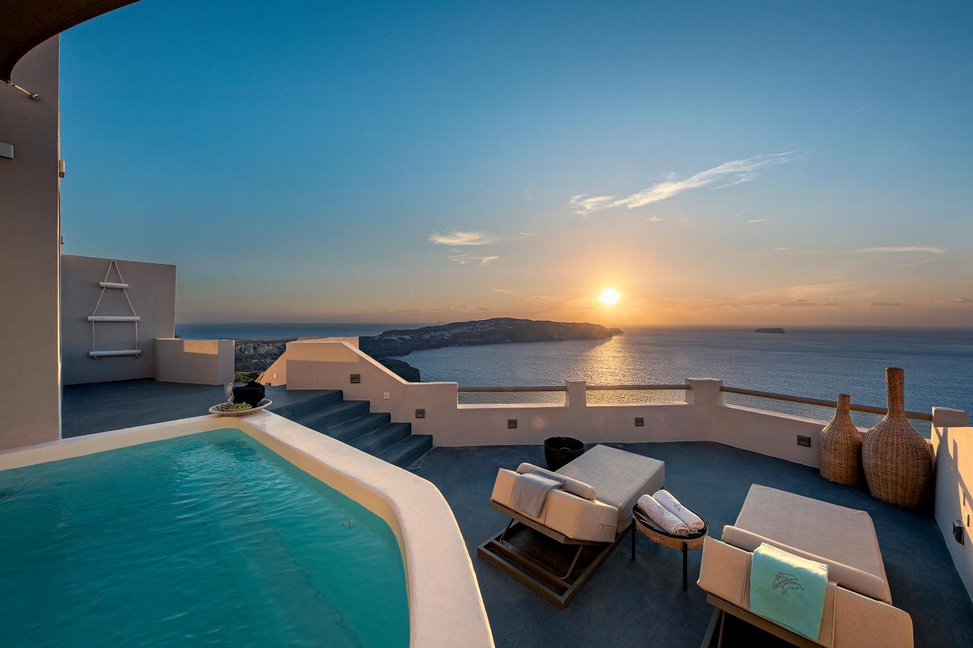 Grand View - Megalochori Santorini 3*